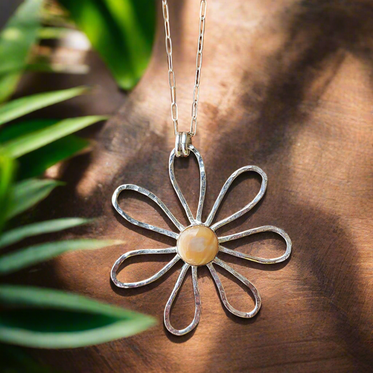 Handmade Sterling Silver Flower Pendant with Mother of Pearl – Nature-Inspired Jewelry