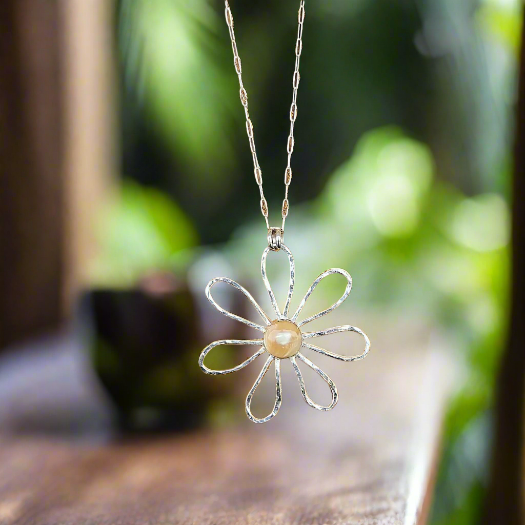 Handmade Sterling Silver Flower Pendant with Mother of Pearl – Nature-Inspired Jewelry