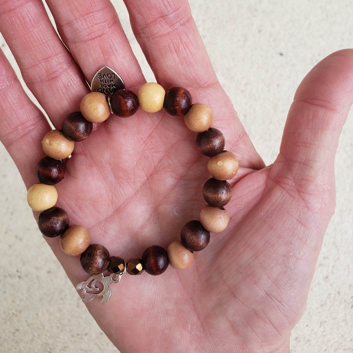 Turtle Charm Natural Wood Bead Stretchband - South Florida Boho Boutique