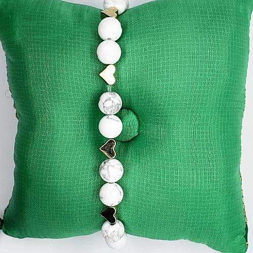 Handmade Beaded Bracelet - Chakra Gemstone White Marbled Howlite - Stretchband