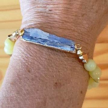 Raw Blue Kyanite With Yellow Peridot Beads Stretchband - South Florida Boho Boutique