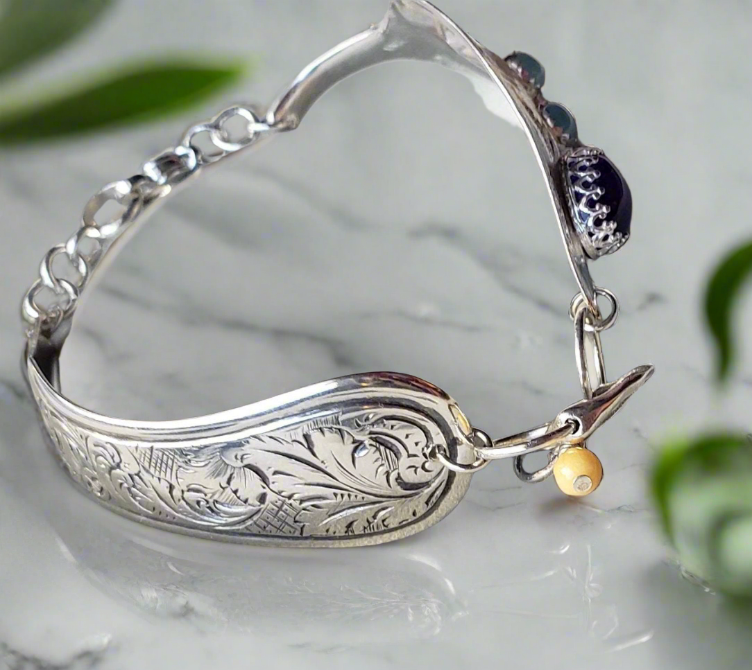 Sterling Silver: The Timeless Metal That Never Loses Its Shine ✨