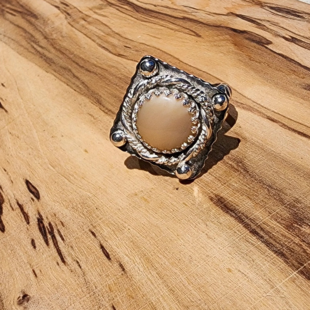 Statement Ring -Tawny Mother Of Pearl Cabochon - Sterling Silver Vintage Boho