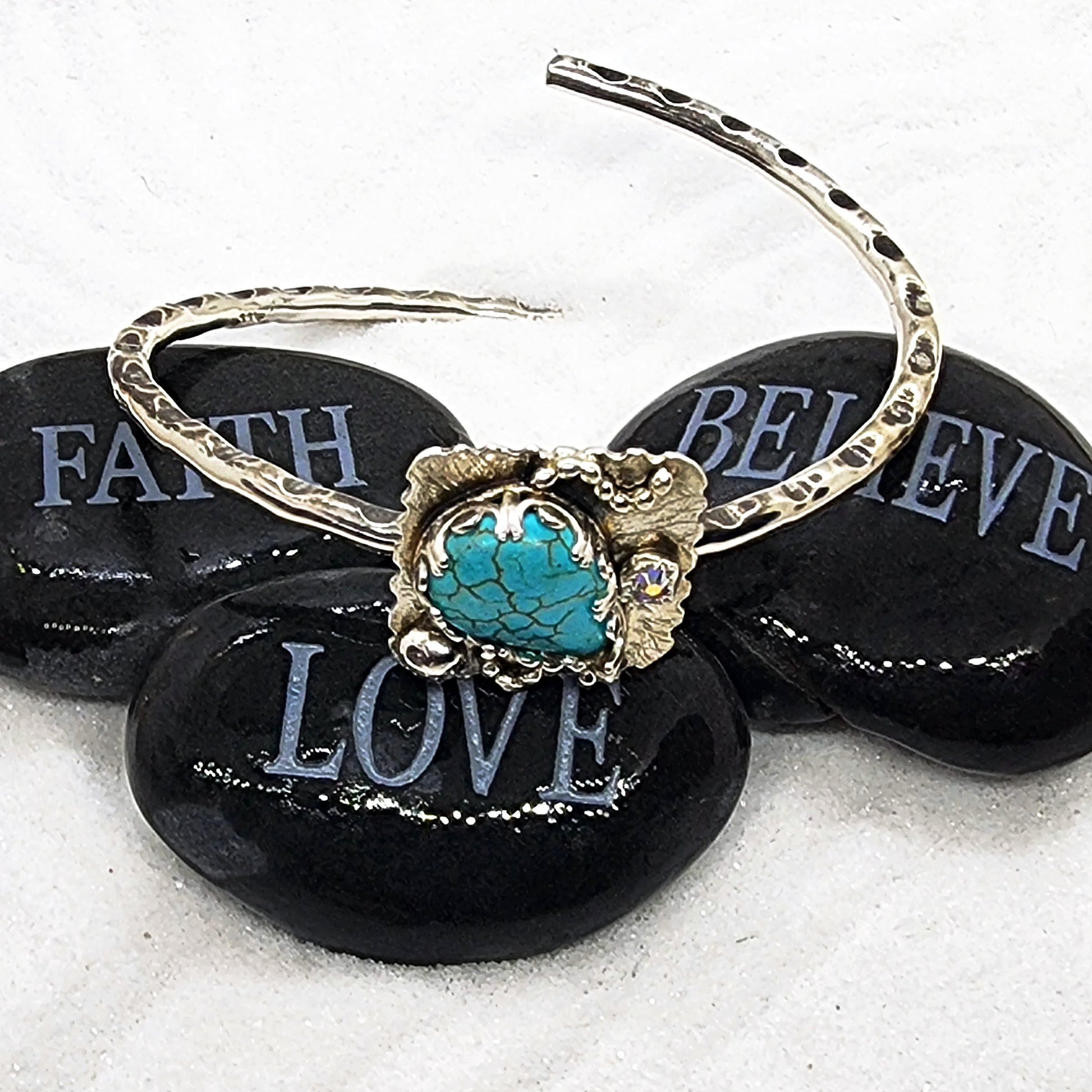Turquoise Teardrop Howlite -  Sterling Silver Statement Bracelet Cuff