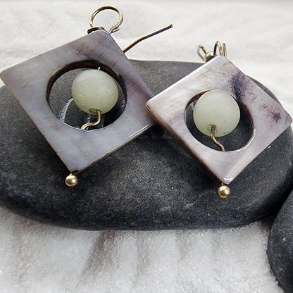 Mother  of Pearl Ear Rings with Aventurine