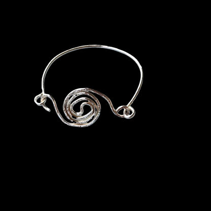 Chic Handmade Sterling Silver Yin Yang Bracelet - Harmonious Duality for Your Wrist