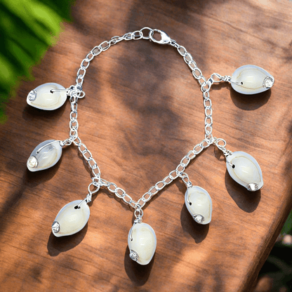 Handcrafted Cowrie Shell Bracelet with Swarovski Rhinestone – Silver Link Chain