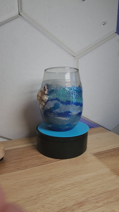 Deepwater Drift Stemless Wine Glass - Ocean Resin Seashell Art (18oz+)