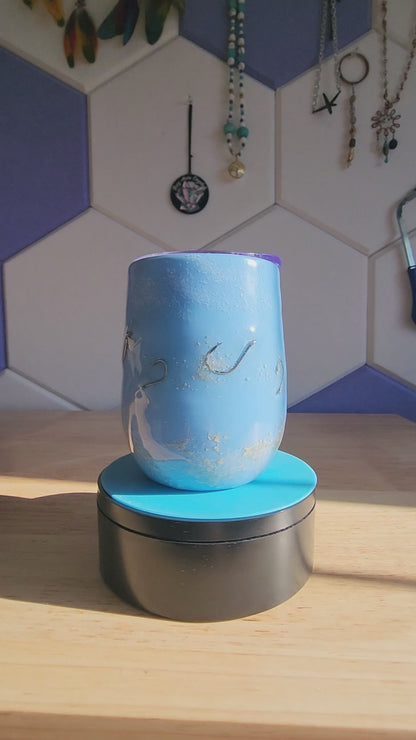 Blue Tide Hook & Tumble™ tumbler video – real fishing hooks in ocean blue epoxy resin