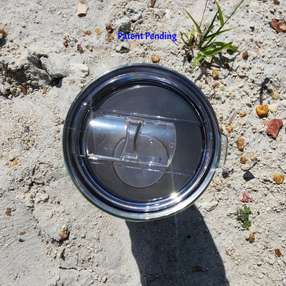 Hook & Tumble™ 20oz tumbler snap-on splash proof lid, top view, Patent Pending