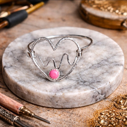 Handmade Sterling Silver .925 Hammered Texture Heart Bracelet – Elegant and Sophisticated